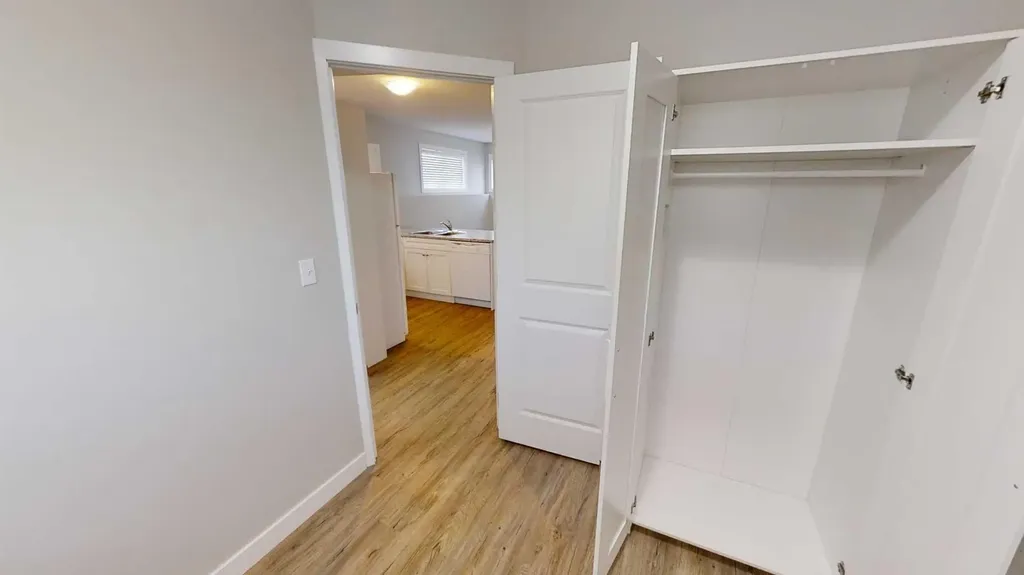9503 112 Avenue Clairmont AB T8X5C8