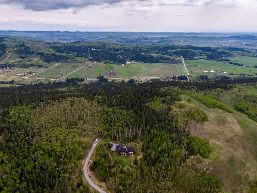 290226 316 Street W Rural Foothills County AB T0L 1W4
