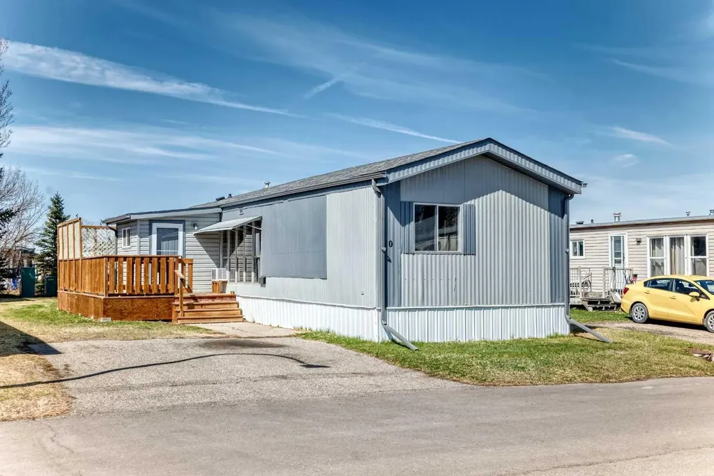 1712 23 Street Coaldale AB T1M1K5