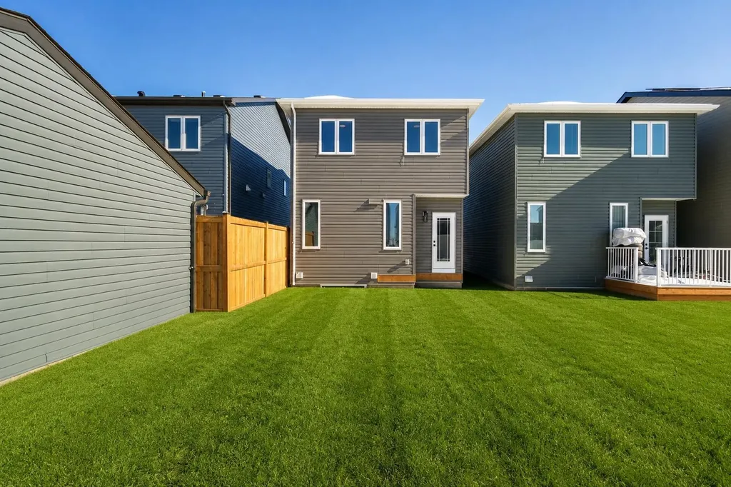 65 Amblefield Heights NW Calgary AB T3P 2K1
