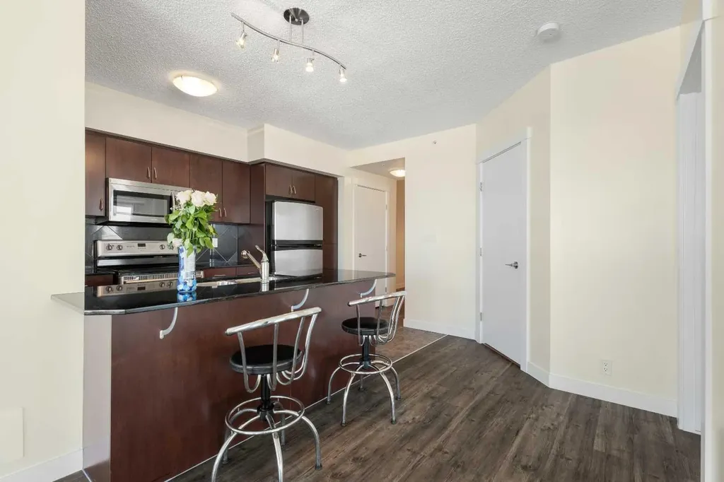 8880 Horton Road SW Calgary AB T2V 2W3