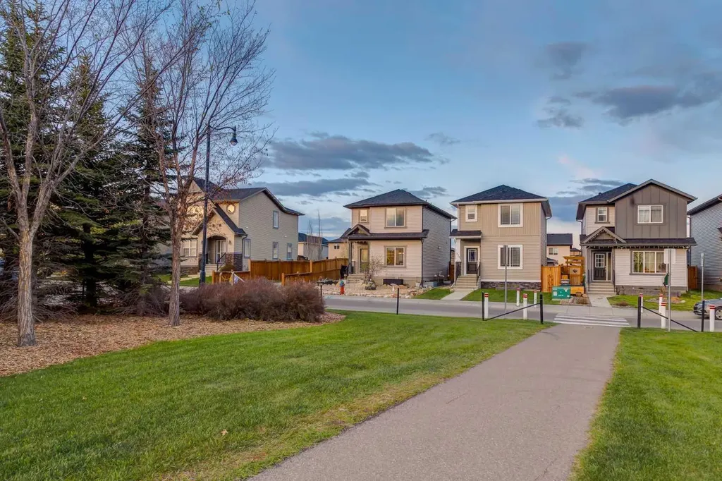 123 Drake Landing Loop Okotoks AB T1S 0H4