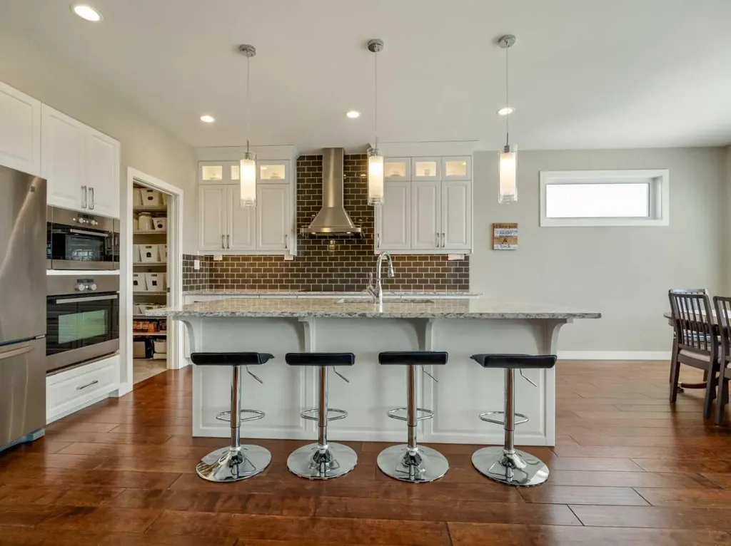 510 4 Street Stirling AB T0K 2E0