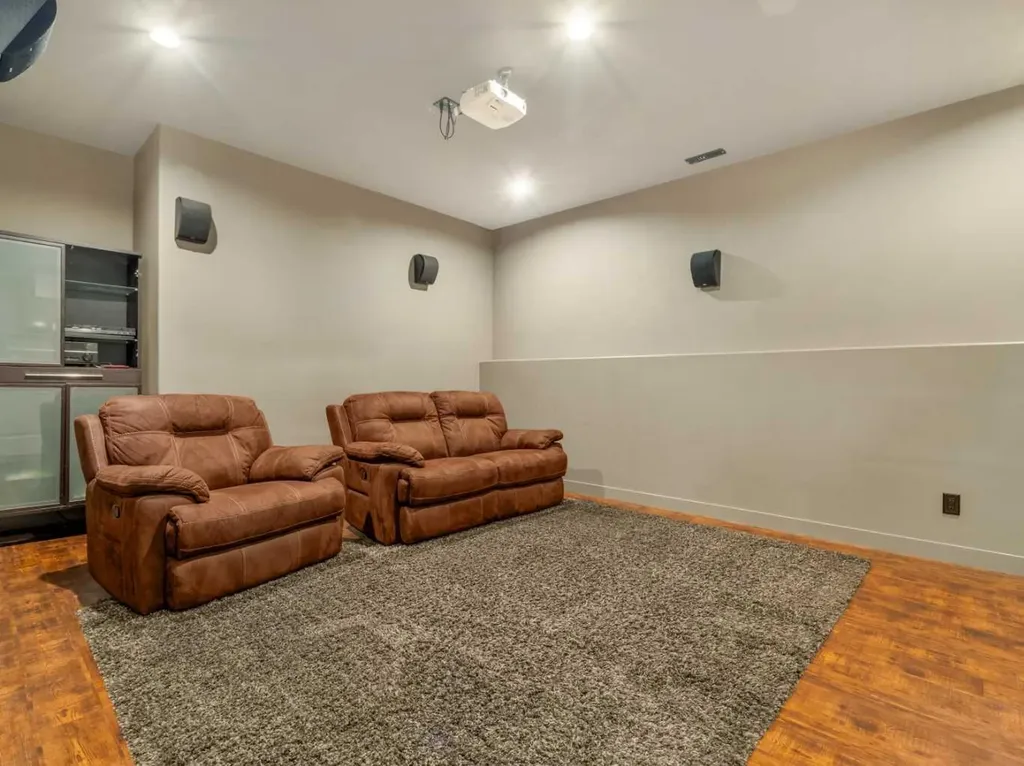 510 4 Street Stirling AB T0K 2E0
