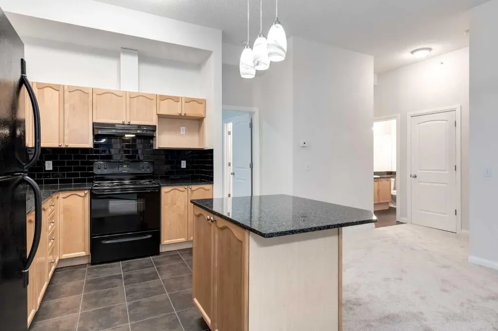 8 Prestwick Pond Terrace SE Calgary AB T2Z 4P3