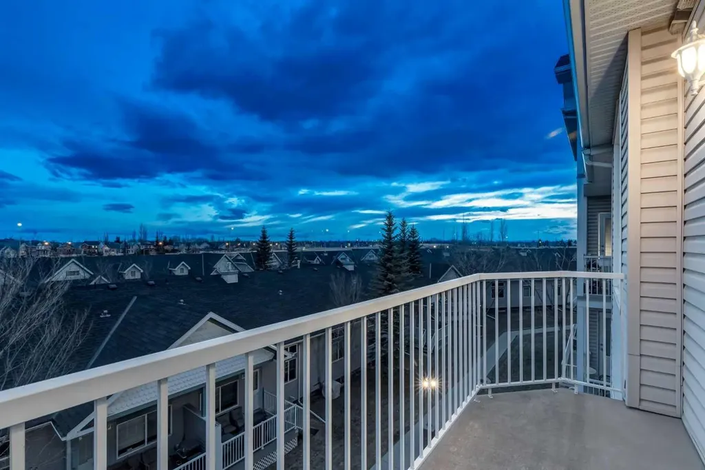8 Prestwick Pond Terrace SE Calgary AB T2Z 4P3