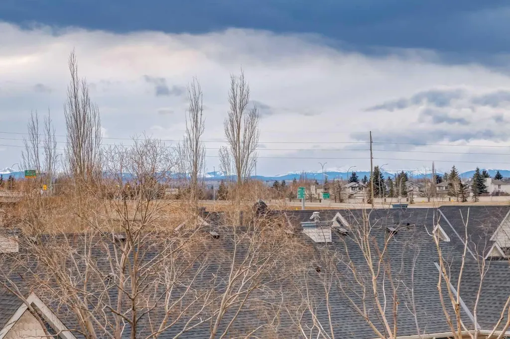 8 Prestwick Pond Terrace SE Calgary AB T2Z 4P3