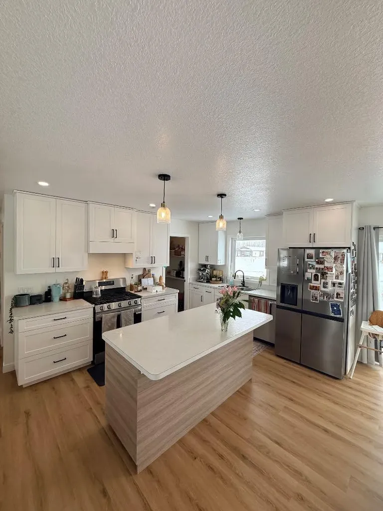 10406 105 Avenue La Crete AB T0H2H0