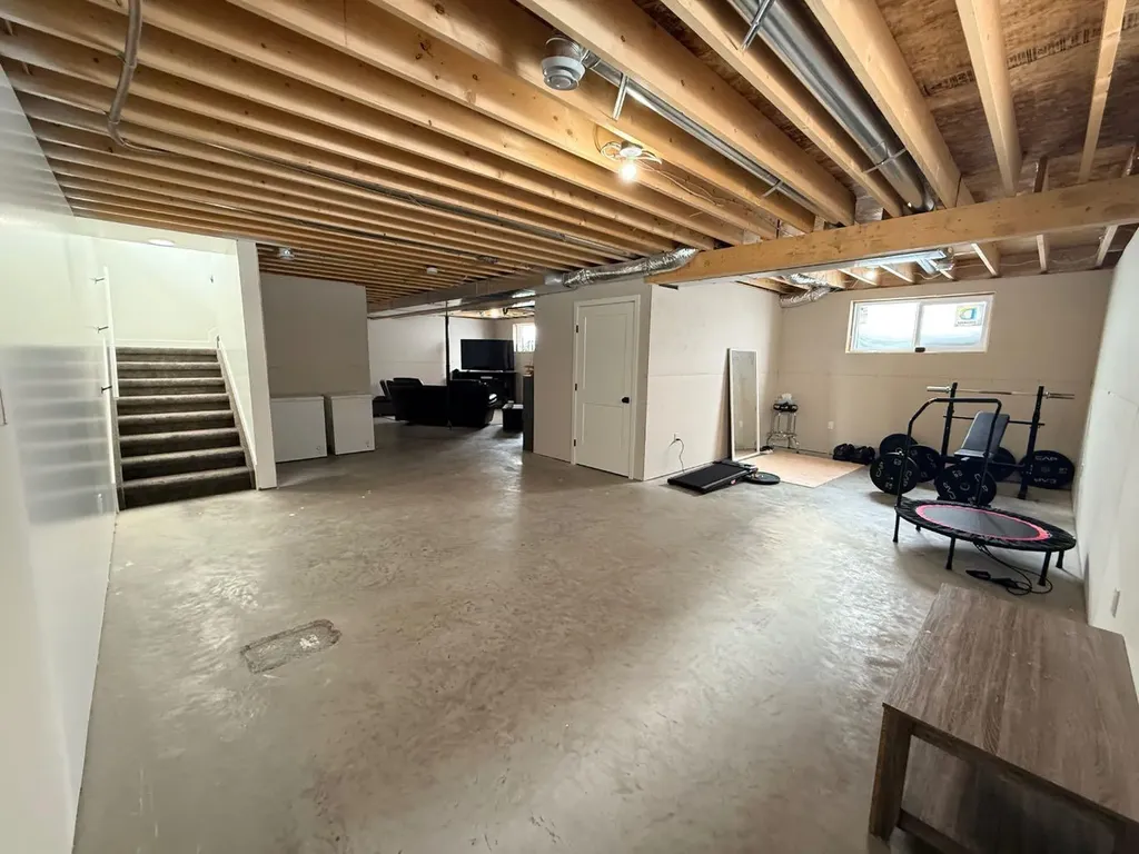 10406 105 Avenue La Crete AB T0H2H0