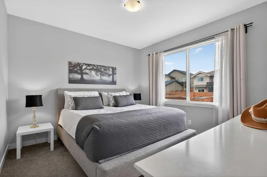 612 Country Meadows Close NW Diamond Valley AB T0L 2A0