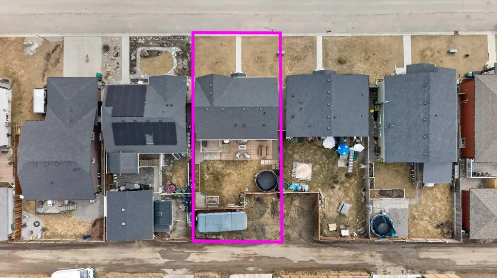 612 Country Meadows Close NW Diamond Valley AB T0L 2A0