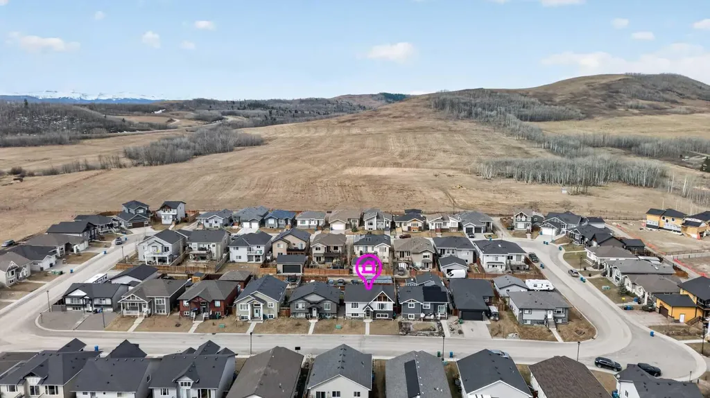 612 Country Meadows Close NW Diamond Valley AB T0L 2A0