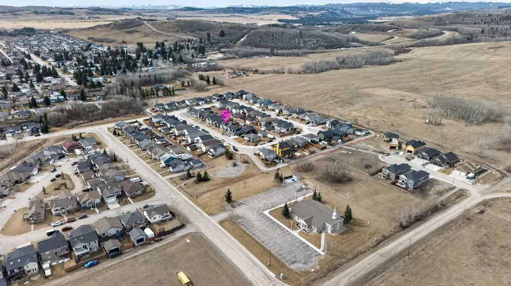 612 Country Meadows Close NW Diamond Valley AB T0L 2A0