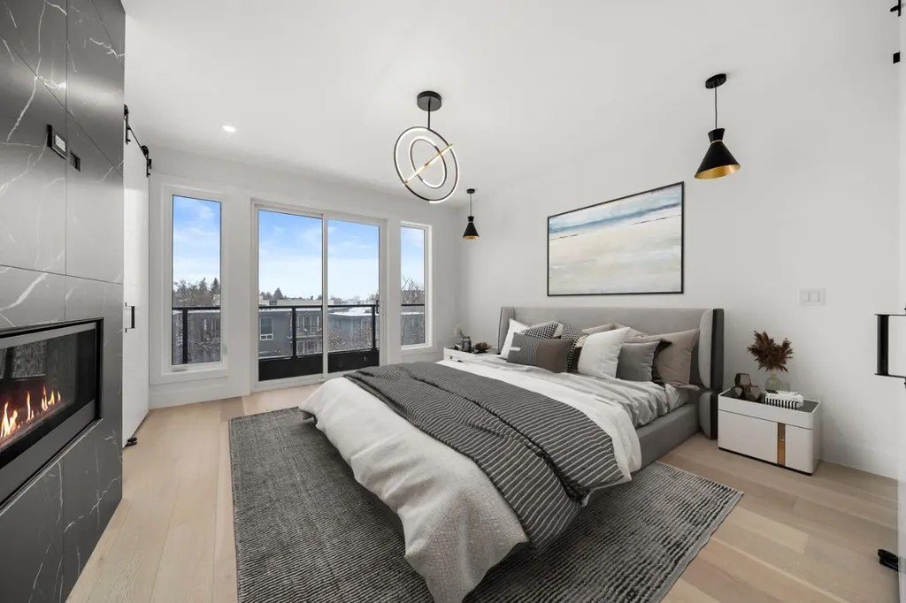 1907 28 Avenue SW Calgary AB T2T 1K2