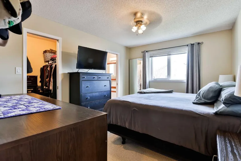 263 Red Crow Boulevard W Lethbridge AB T1K 7B2