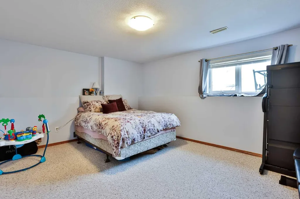 263 Red Crow Boulevard W Lethbridge AB T1K 7B2
