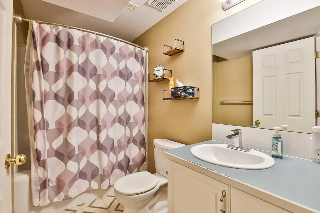 263 Red Crow Boulevard W Lethbridge AB T1K 7B2
