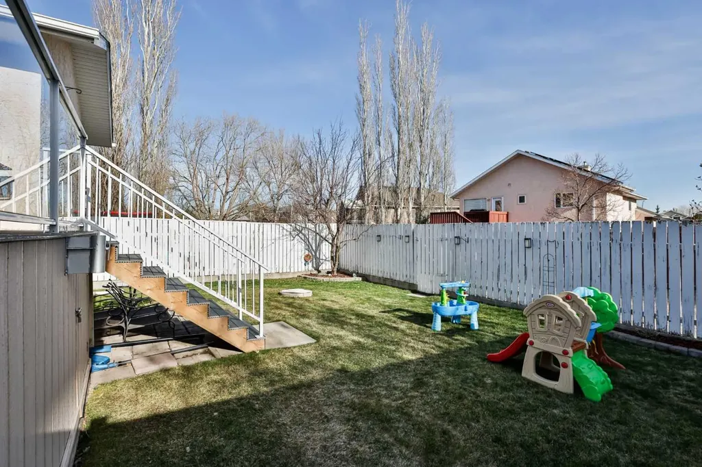 263 Red Crow Boulevard W Lethbridge AB T1K 7B2