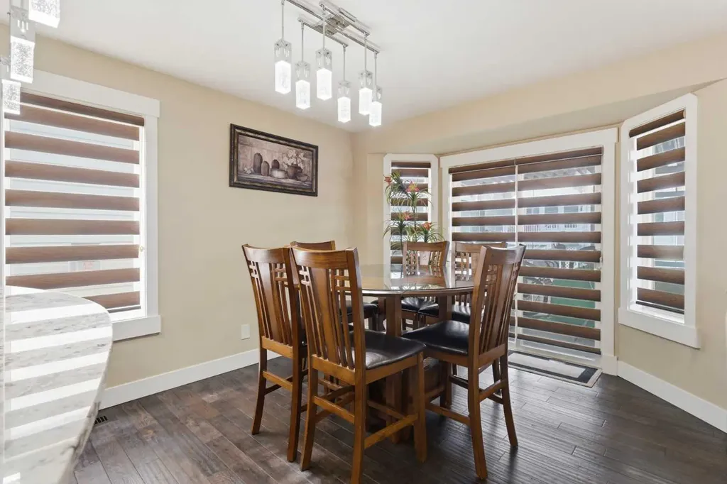 171 Coral Springs Park NE Calgary AB T3J 3Y2