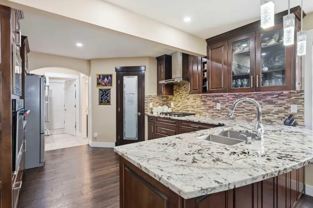 171 Coral Springs Park NE Calgary AB T3J 3Y2