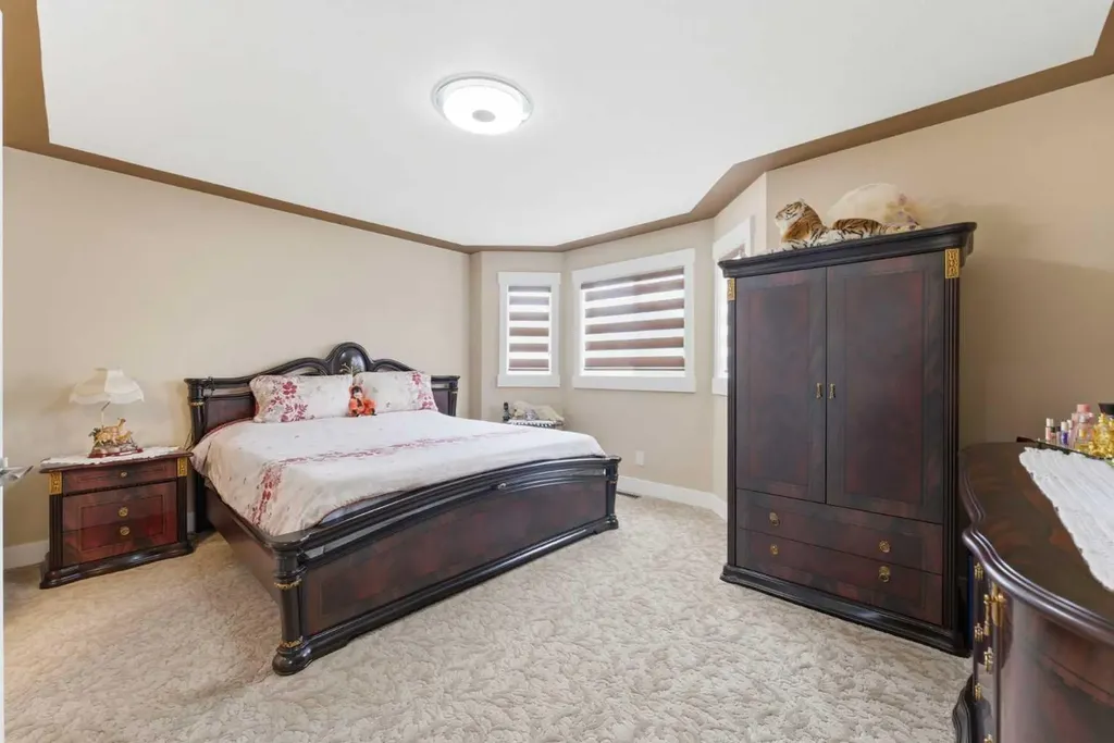 171 Coral Springs Park NE Calgary AB T3J 3Y2