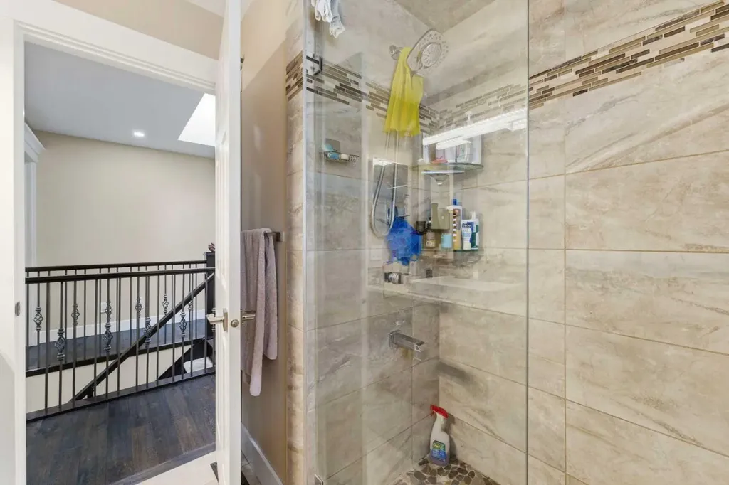 171 Coral Springs Park NE Calgary AB T3J 3Y2