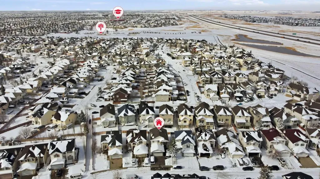 171 Coral Springs Park NE Calgary AB T3J 3Y2