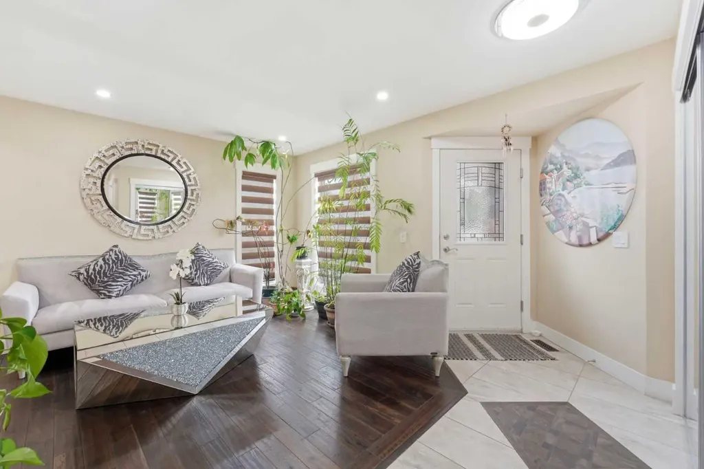 171 Coral Springs Park NE Calgary AB T3J 3Y2