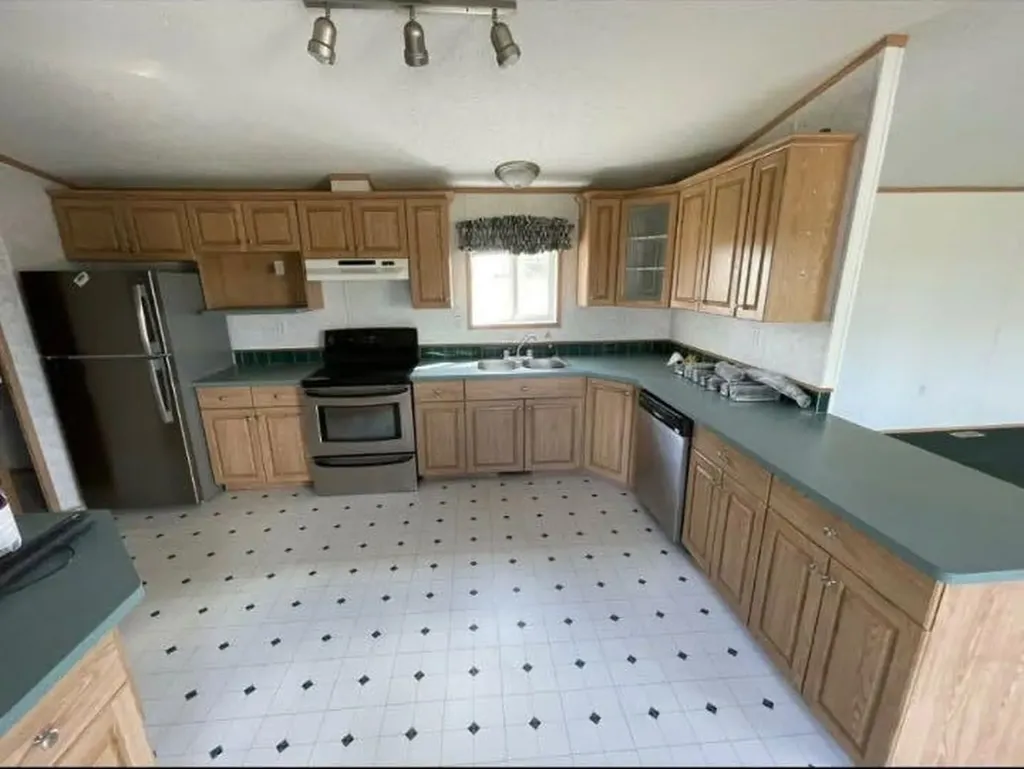 902 Range Road 65 Redcliff AB T0J 2P0
