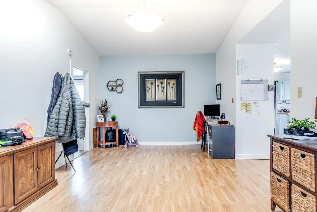 902 Range Road 65 Redcliff AB T0J 2P0