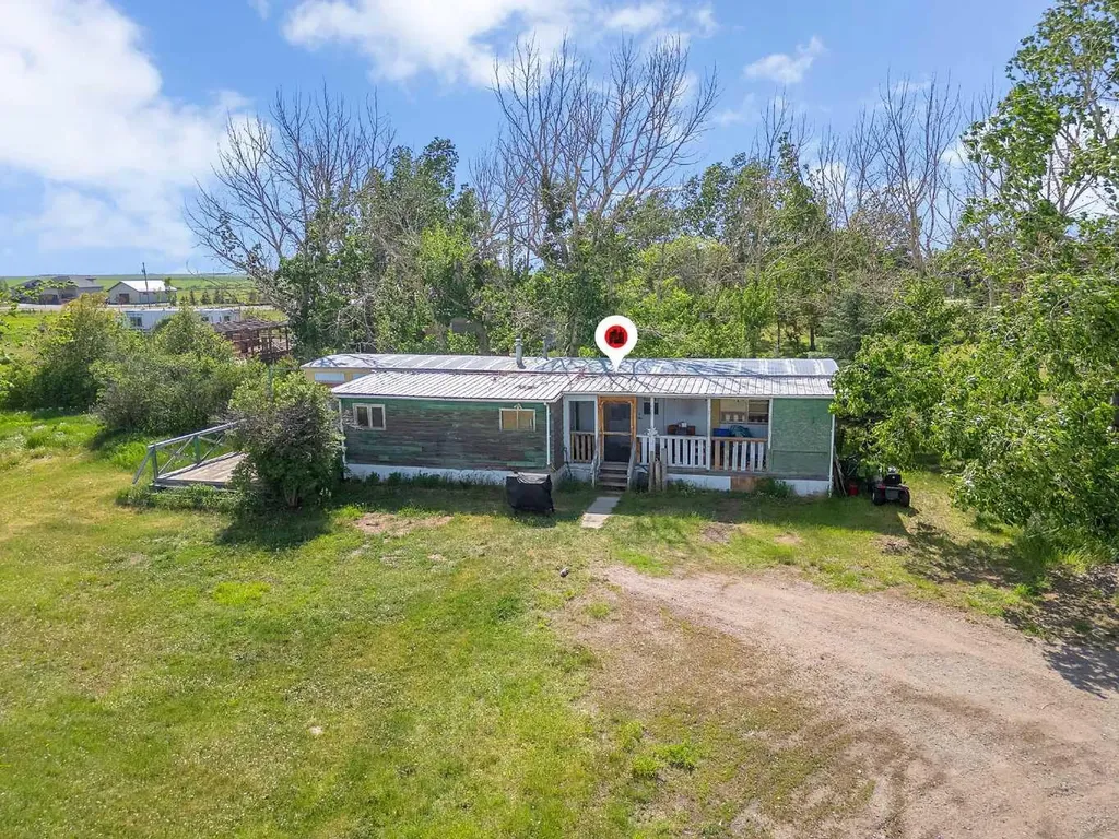 254015 Township Road 240 Road Rural Wheatland County AB T1P 1J6