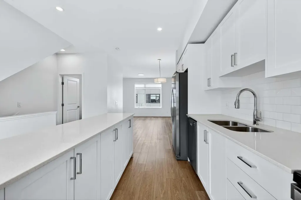 8500 19 Avenue SE Calgary AB T2A0M8