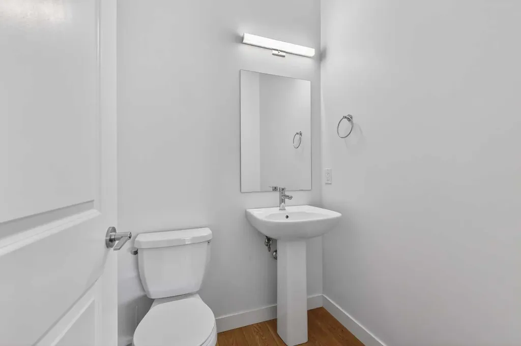 8500 19 Avenue SE Calgary AB T2A0M8