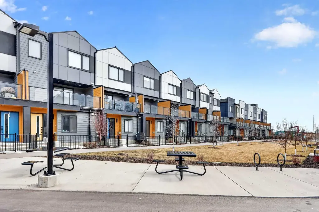 8500 19 Avenue SE Calgary AB T2A0M8