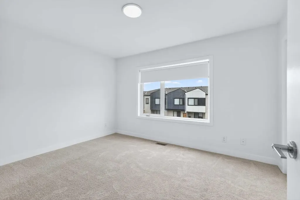 8500 19 Avenue SE Calgary AB T2A0M8