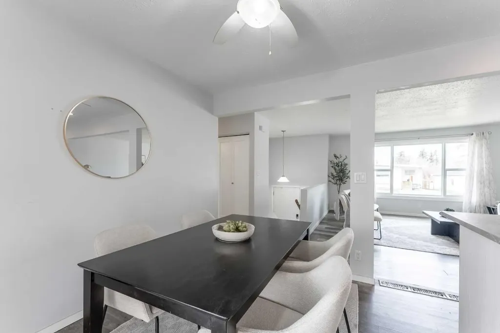 235 15 Street N Lethbridge AB T1H 2X5