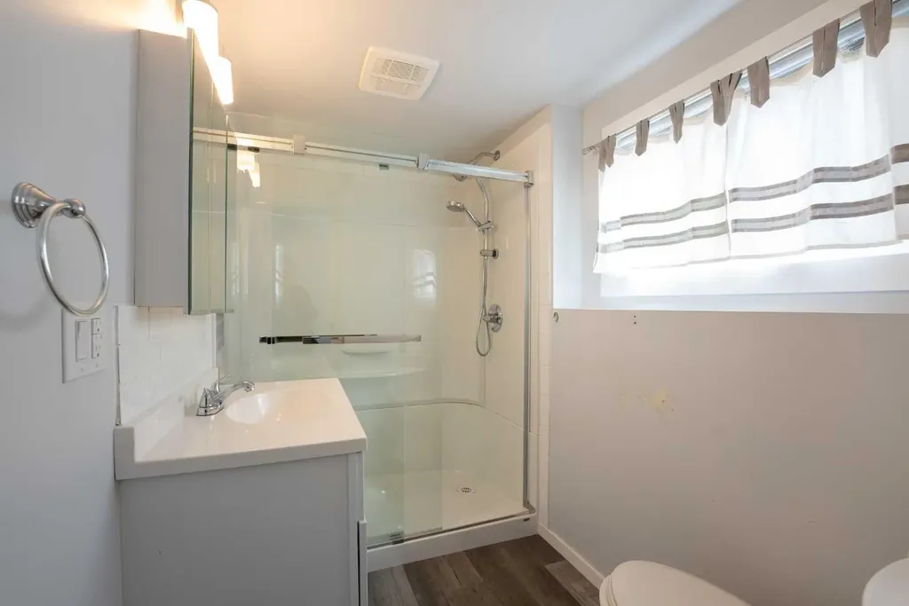 235 15 Street N Lethbridge AB T1H 2X5