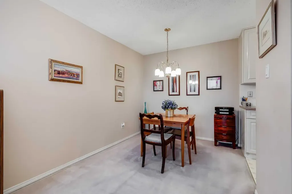 8948 Elbow Drive SW Calgary AB T2V 0H9