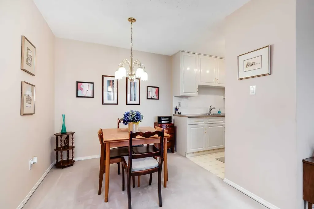 8948 Elbow Drive SW Calgary AB T2V 0H9