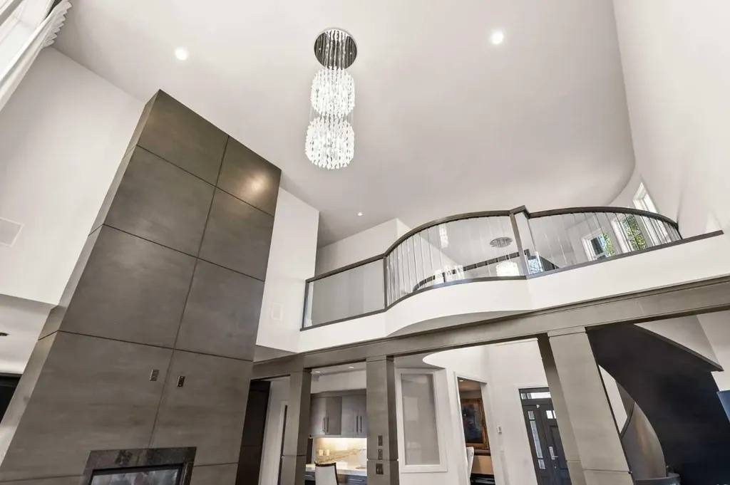 122 Aspen Ridge Place SW Calgary AB T3H0J6