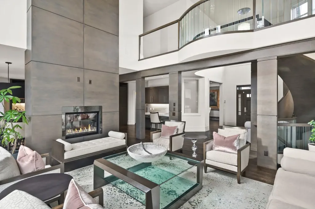 122 Aspen Ridge Place SW Calgary AB T3H0J6