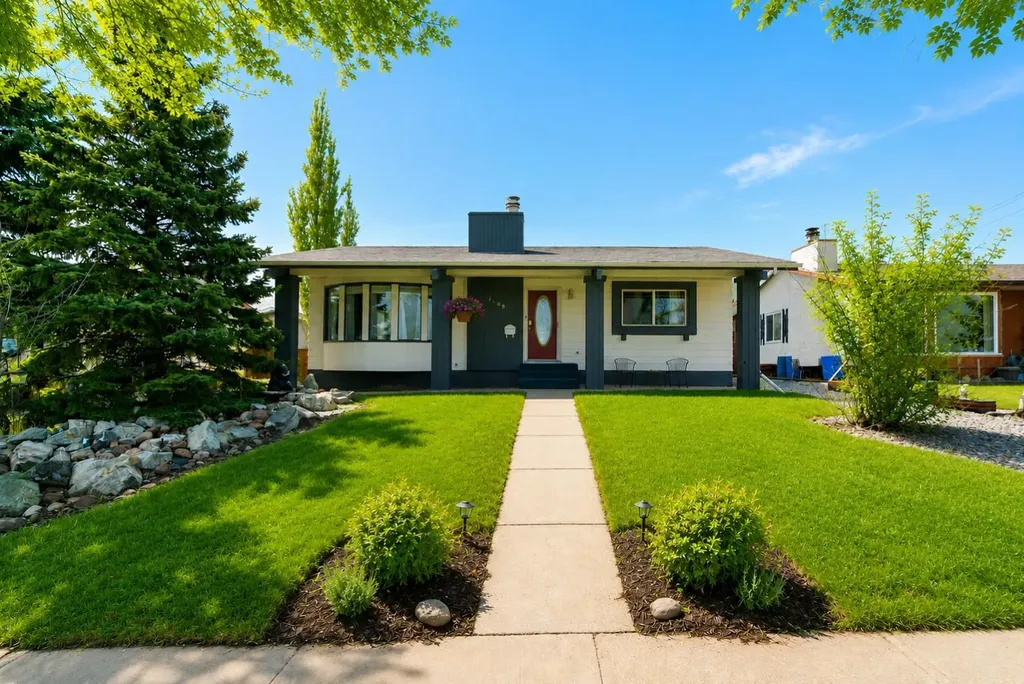 6609 Enevold Drive Camrose AB T4V 3J9