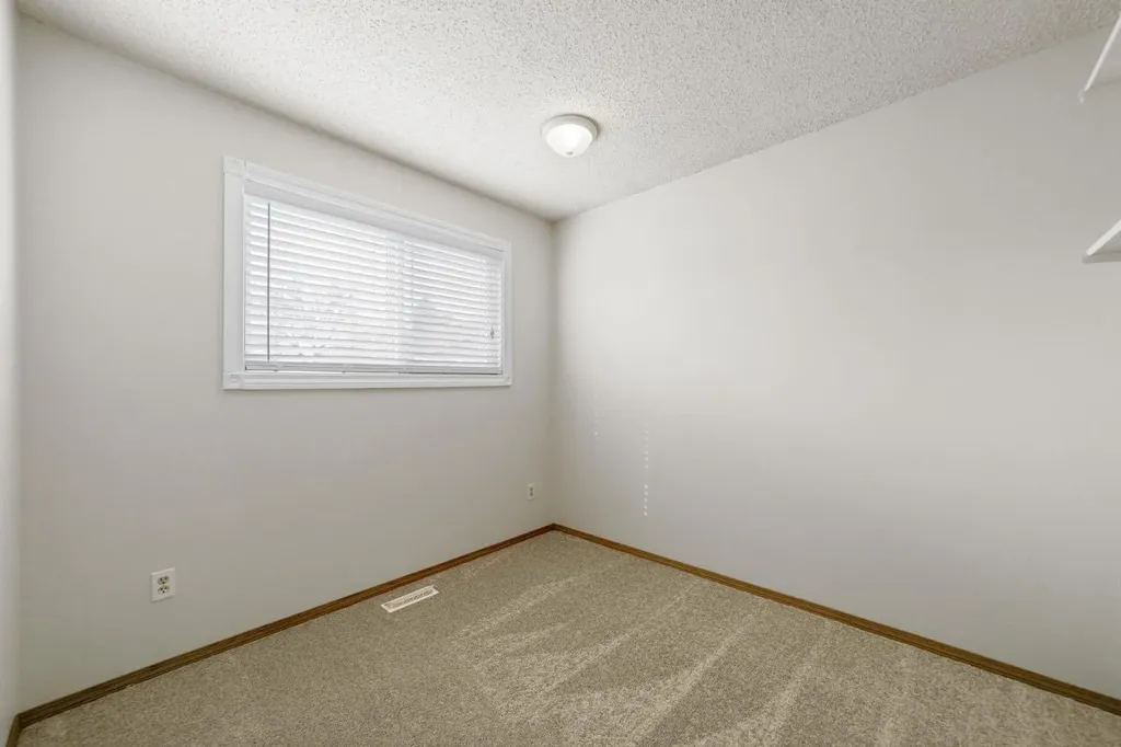 6609 Enevold Drive Camrose AB T4V 3J9