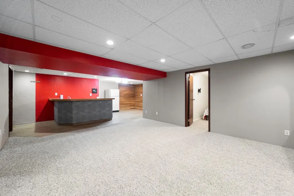 6609 Enevold Drive Camrose AB T4V 3J9