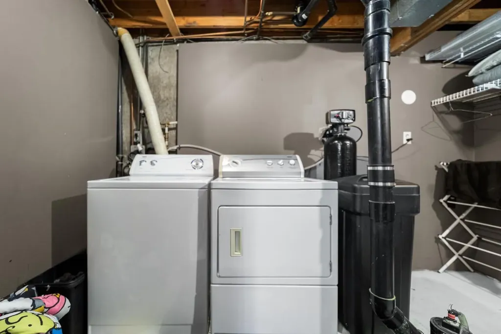 6609 Enevold Drive Camrose AB T4V 3J9