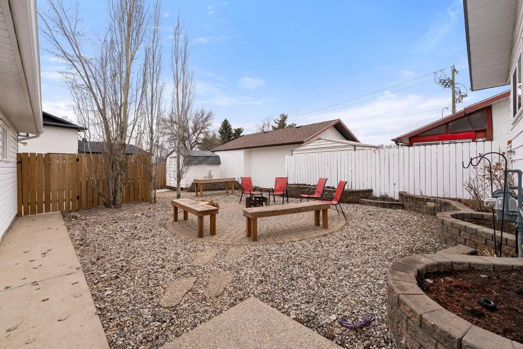 6609 Enevold Drive Camrose AB T4V 3J9