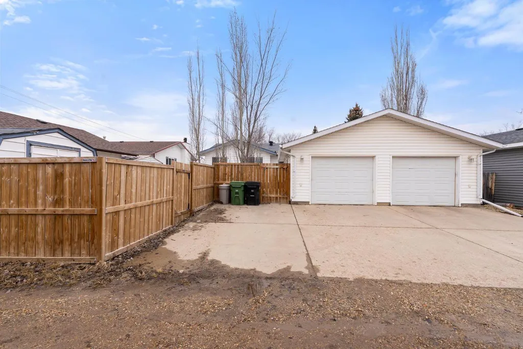 6609 Enevold Drive Camrose AB T4V 3J9