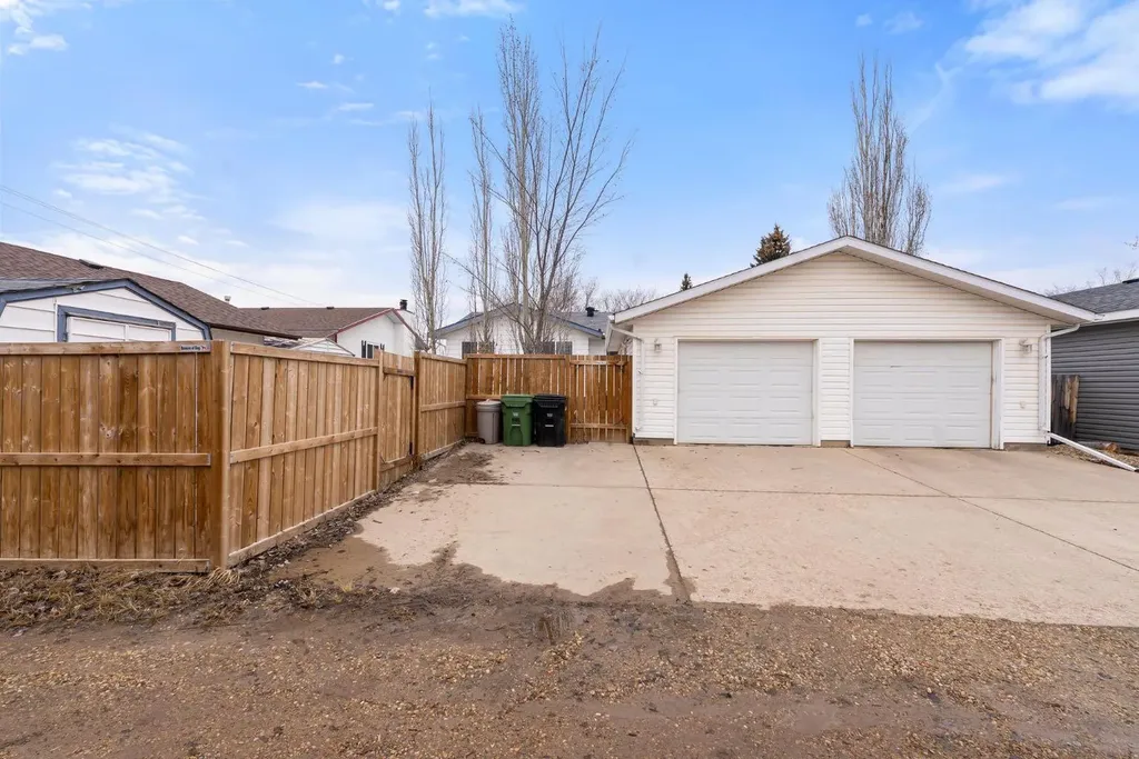 6609 Enevold Drive Camrose AB T4V 3J9