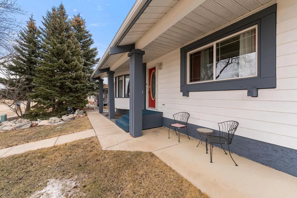 6609 Enevold Drive Camrose AB T4V 3J9
