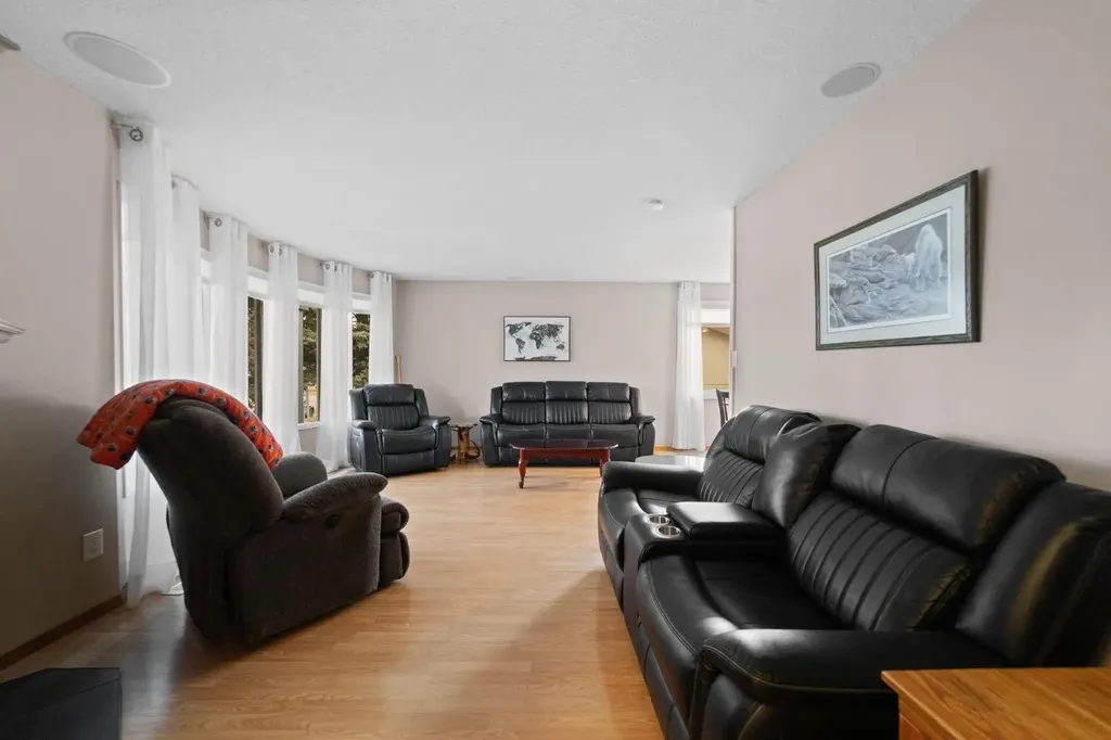6609 Enevold Drive Camrose AB T4V 3J9